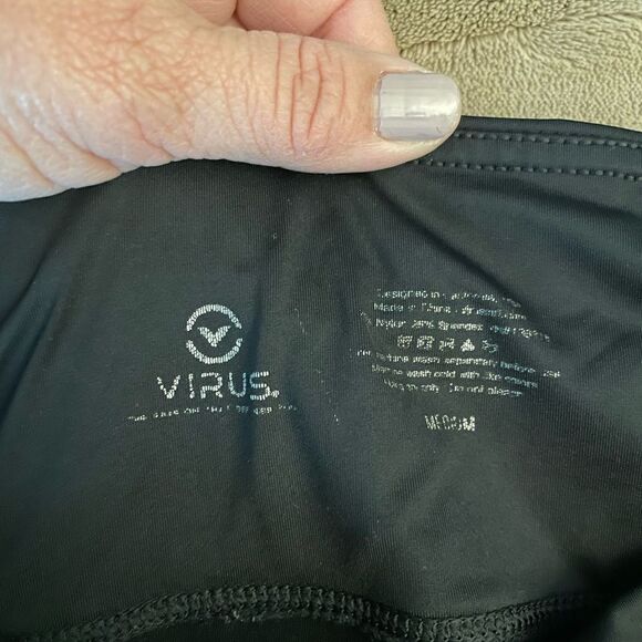 Virus onyx black compression leggings size medium - Picture 3 of 4